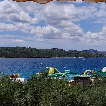 L Διαμέρισμα