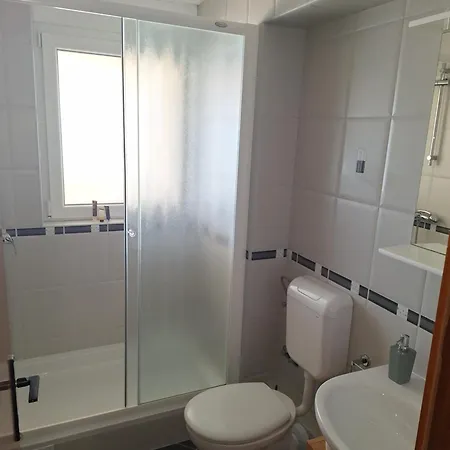 L Apartament